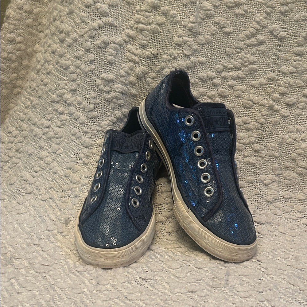 Converse One Star ⭐️ Low top Blue Sequin Sneakers